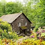 Yha Butharlyp Howe Hostel *