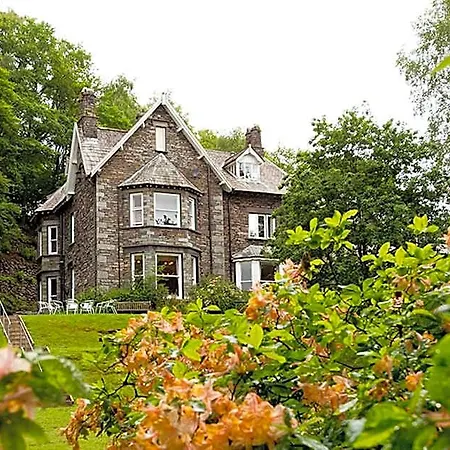 Yha Butharlyp Howe *
