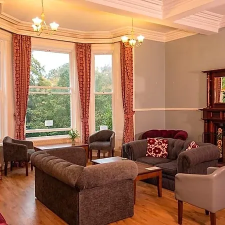 Yha Butharlyp Howe * Grasmere