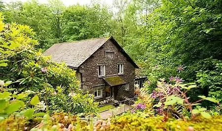 Yha Butharlyp Howe Hostel *