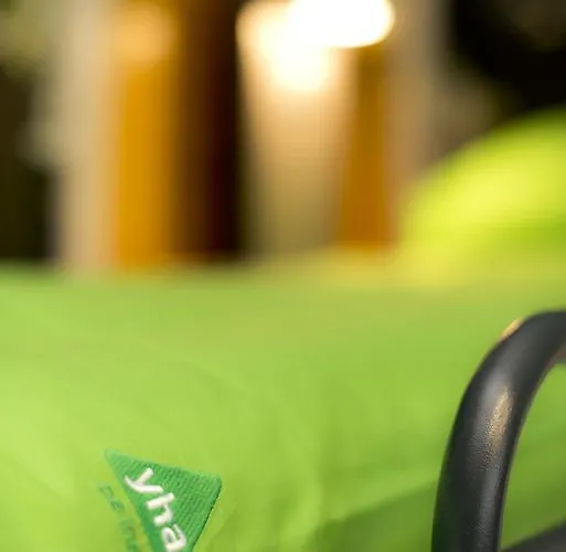 Hostel Yha Butharlyp Howe *