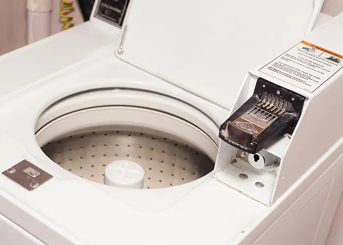 Yha Butharlyp Howe بيت شباب