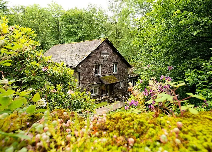 Yha Butharlyp Howe بيت شباب